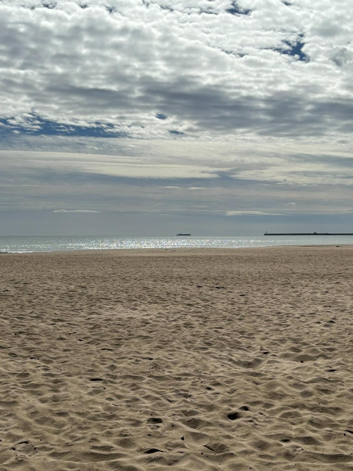 Apartamento Primera Linea De Playa Patacona บาเลนเซีย ภายนอก รูปภาพ